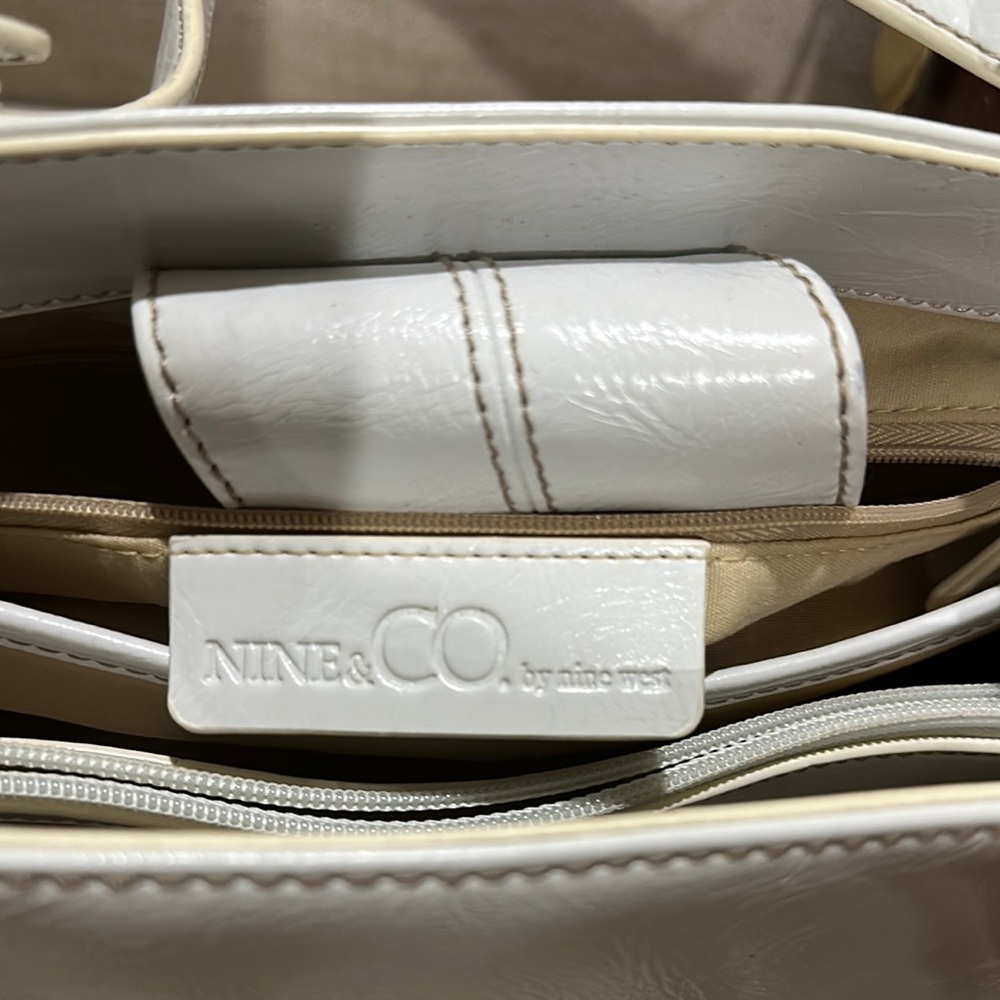 Nine & Co. Brown and White Shoulder Bags Elegant Design - Picture 2 of 11